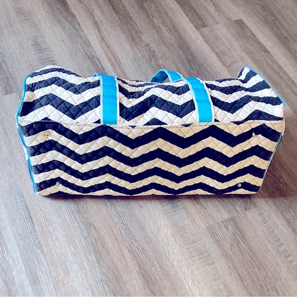 Large Quilted Tote (Gabrielle) on front in Pink - Picture 7 of 8